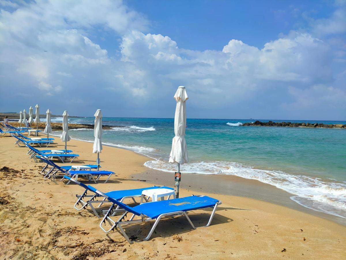 Pafia Modern Apartment Paphos Bagian luar foto